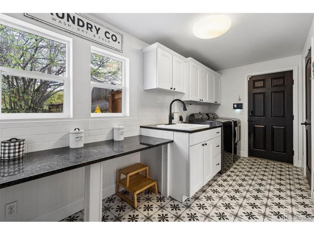 2500 S Jackson St, Denver, CO 80210