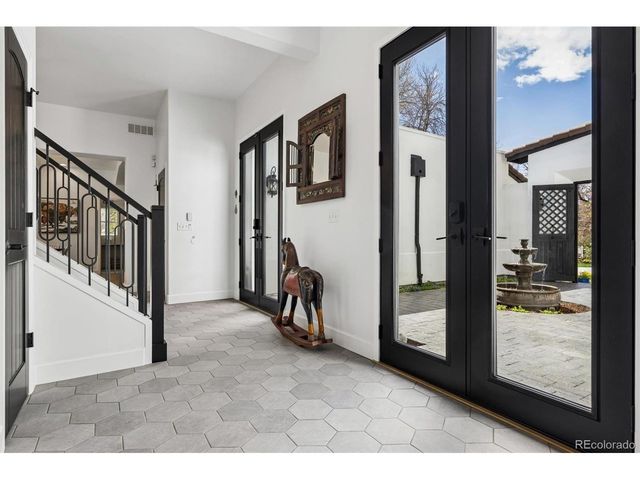 2500 S Jackson St, Denver, CO 80210