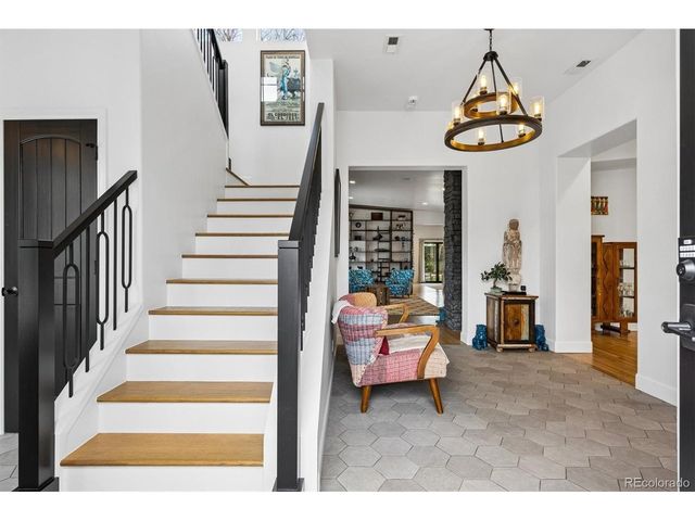 2500 S Jackson St, Denver, CO 80210