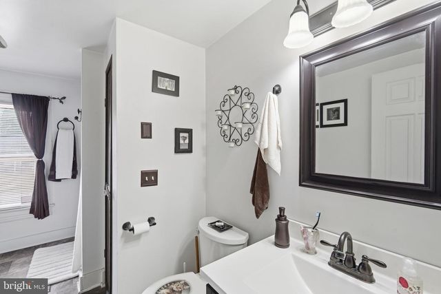 21384 E SHARP ST, Rock Hall, MD 21661