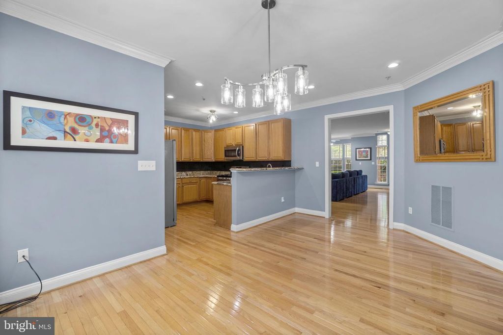 Image 11 of property listing at 5912 MYSTIC OCEAN LN #A4-24, Clarksville, MD 21029