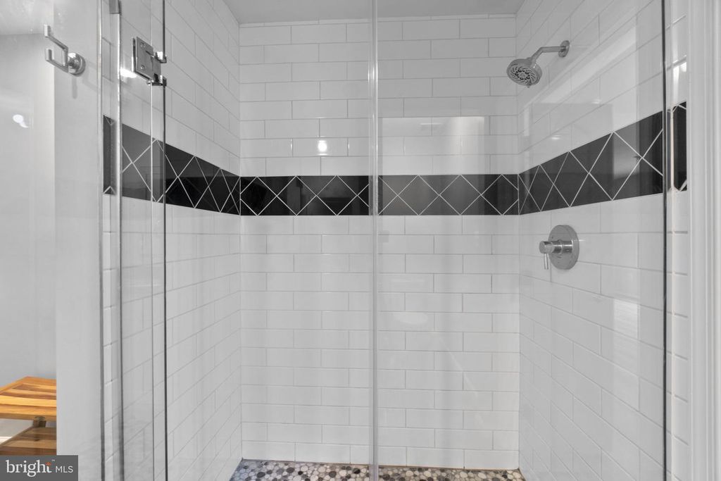 Image 22 of property listing at 5912 MYSTIC OCEAN LN #A4-24, Clarksville, MD 21029