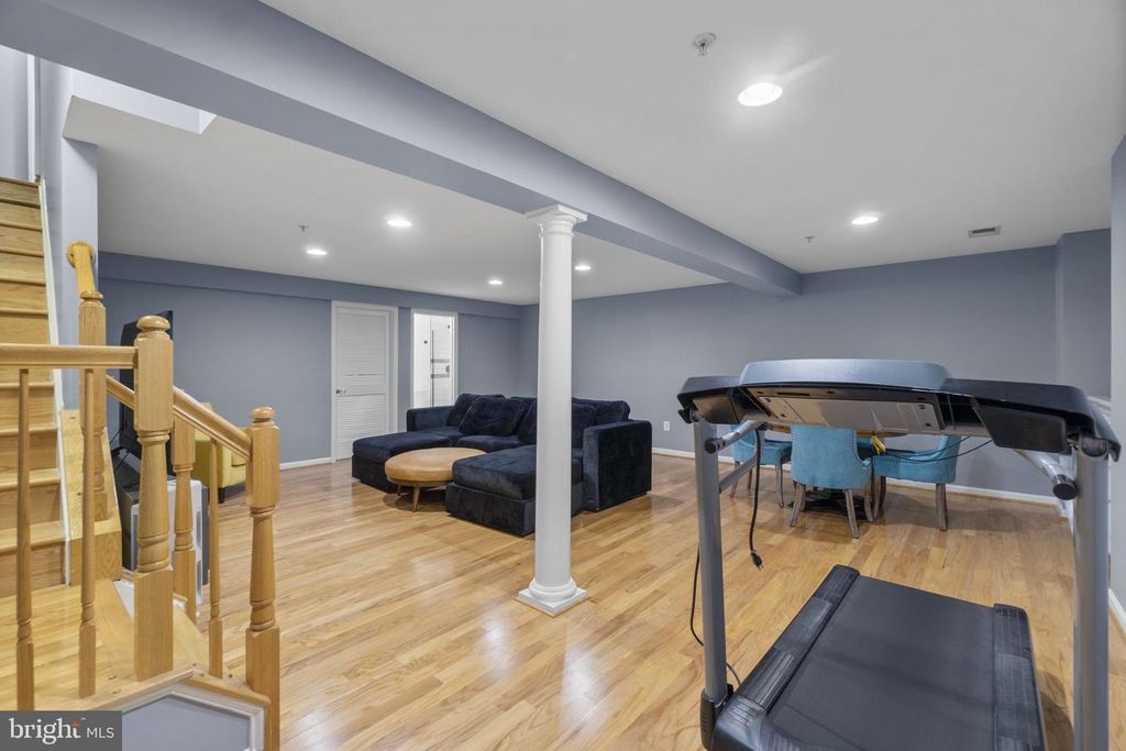 Image 33 of property listing at 5912 MYSTIC OCEAN LN #A4-24, Clarksville, MD 21029