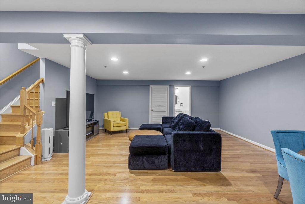 Image 34 of property listing at 5912 MYSTIC OCEAN LN #A4-24, Clarksville, MD 21029