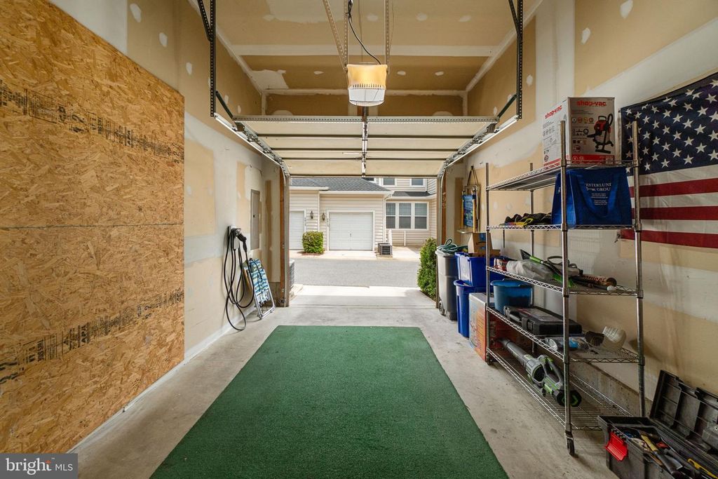Image 39 of property listing at 5912 MYSTIC OCEAN LN #A4-24, Clarksville, MD 21029