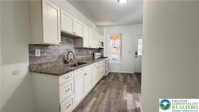 728 North Railroad Street, Allentown City, PA 18102