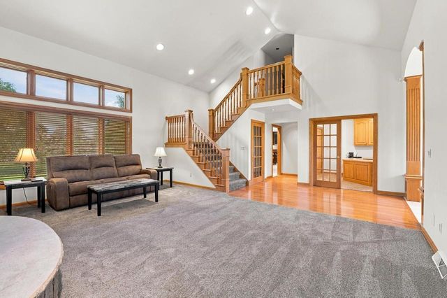 5044 REDBUD COURT, Green Bay, WI 54311