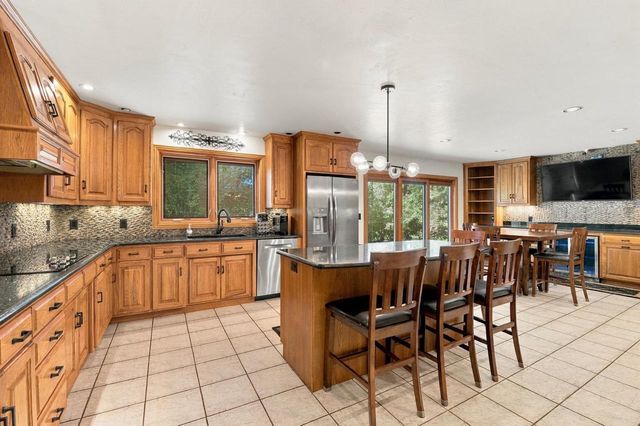 5044 REDBUD COURT, Green Bay, WI 54311