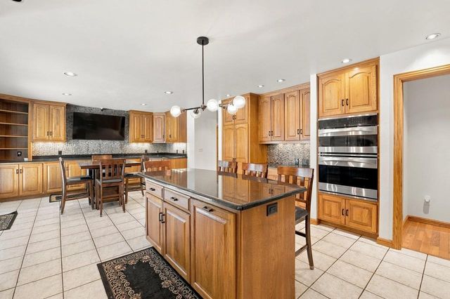 5044 REDBUD COURT, Green Bay, WI 54311