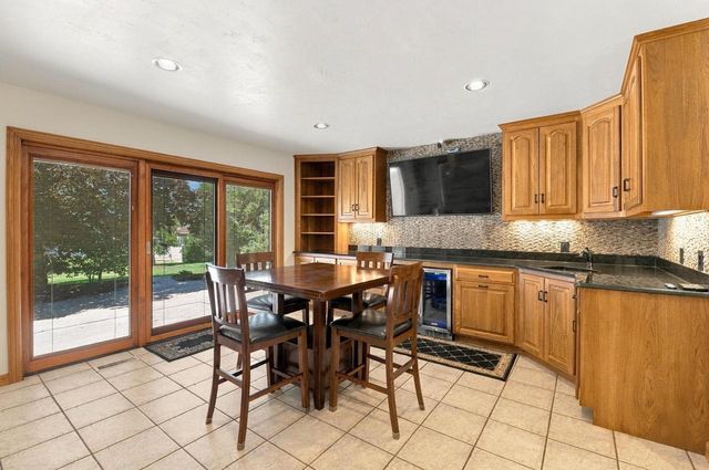 5044 REDBUD COURT, Green Bay, WI 54311