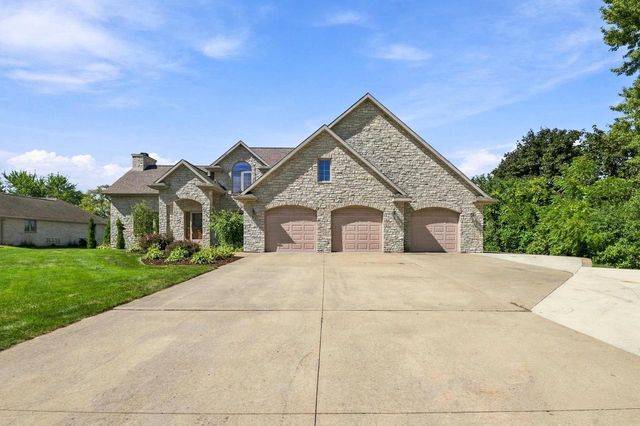 5044 REDBUD COURT, Green Bay, WI 54311