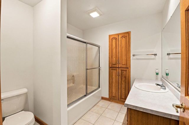 5044 REDBUD COURT, Green Bay, WI 54311