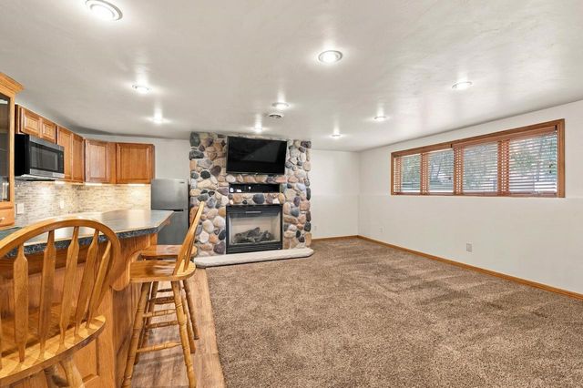 5044 REDBUD COURT, Green Bay, WI 54311