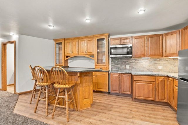 5044 REDBUD COURT, Green Bay, WI 54311