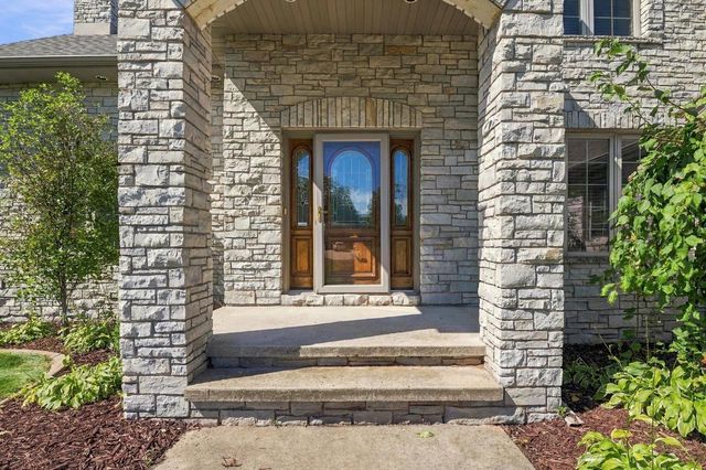 5044 REDBUD COURT, Green Bay, WI 54311
