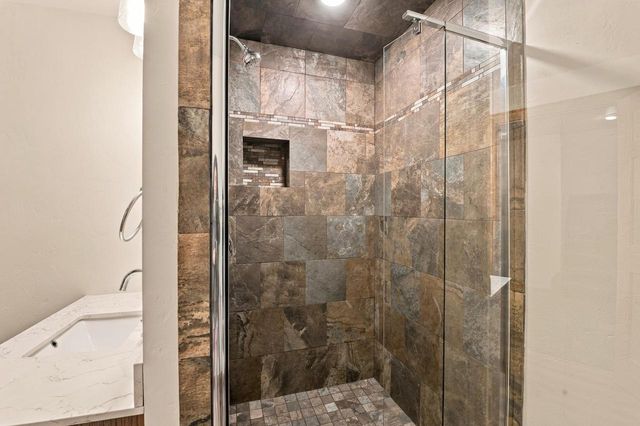 5044 REDBUD COURT, Green Bay, WI 54311