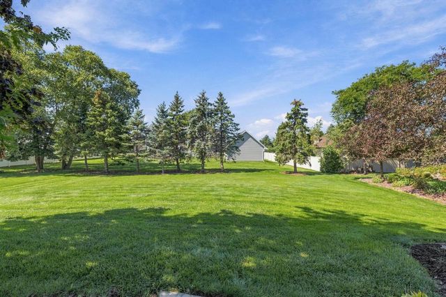 5044 REDBUD COURT, Green Bay, WI 54311