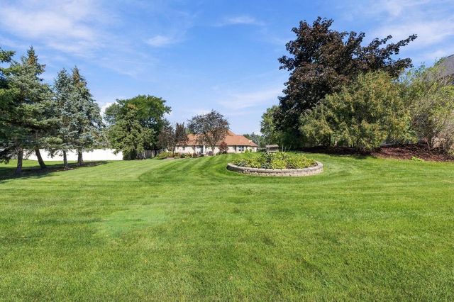 5044 REDBUD COURT, Green Bay, WI 54311