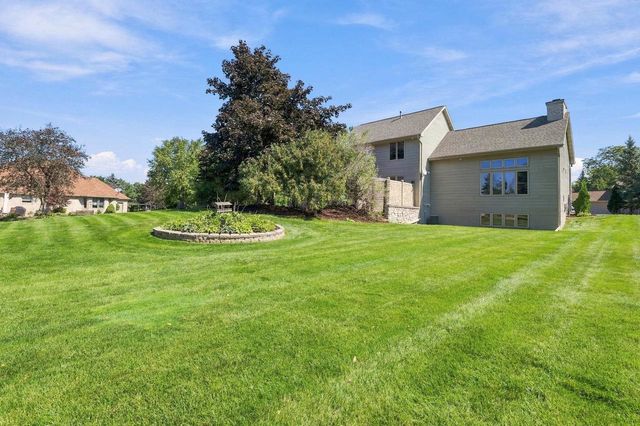 5044 REDBUD COURT, Green Bay, WI 54311