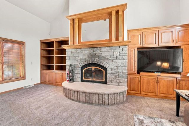 5044 REDBUD COURT, Green Bay, WI 54311