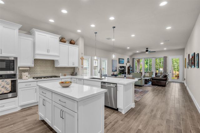 14858 Whistling Duck Lane, Magnolia, TX 77354