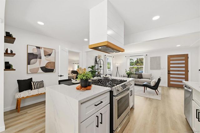 1926 Ensenada, Lemon Grove, CA 91945