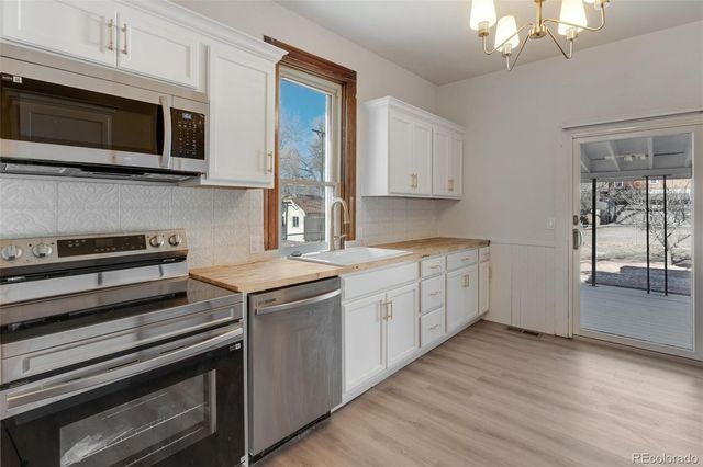 824 E Cache La Poudre Street, Colorado Springs, CO 80903