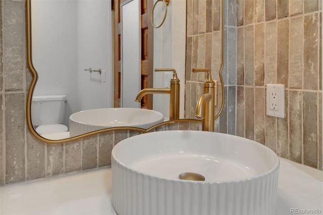 824 E Cache La Poudre Street, Colorado Springs, CO 80903