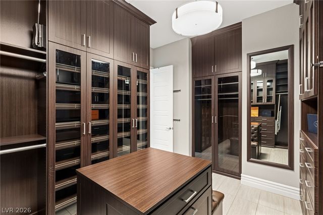 277 Lindura Court, Las Vegas, NV 89138