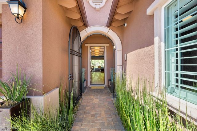 277 Lindura Court, Las Vegas, NV 89138