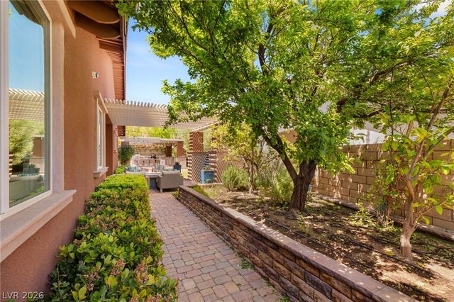 277 Lindura Court, Las Vegas, NV 89138