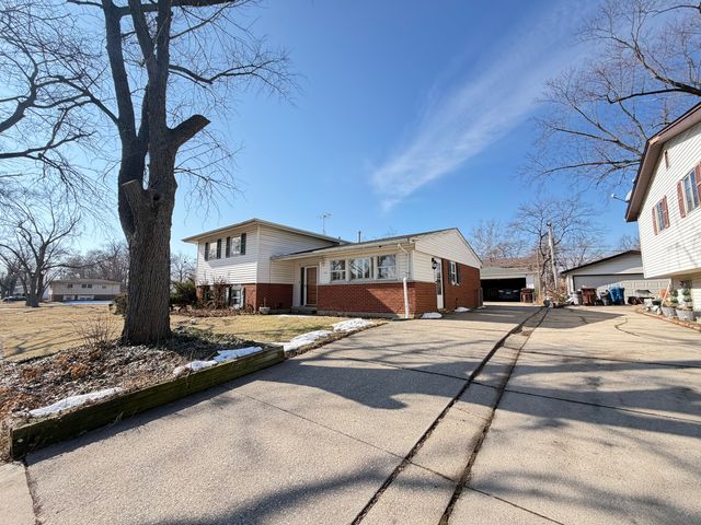 126 Indiana Street, Park Forest, IL 60466