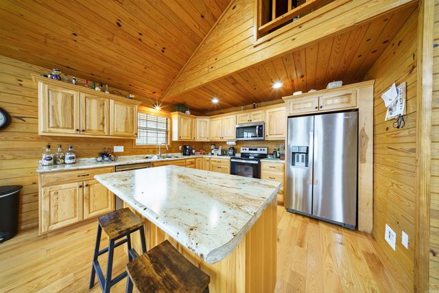 70 Joe Baker Road, Batesville, AR 72501