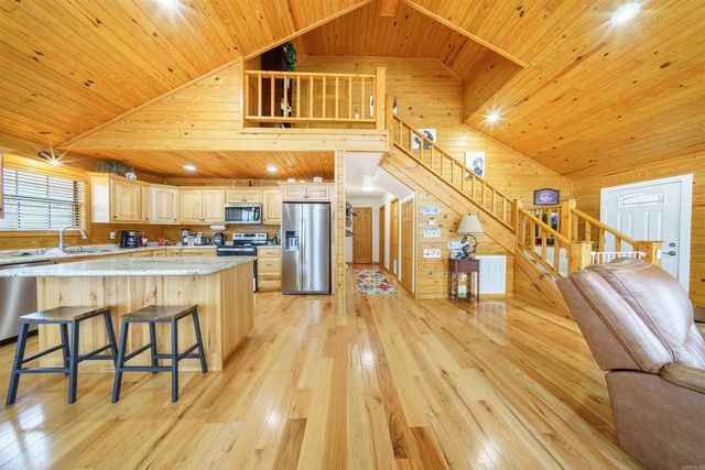 70 Joe Baker Road, Batesville, AR 72501