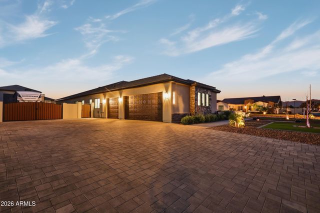 18125 W MONTEBELLO Court 67, Litchfield Park, AZ 85340