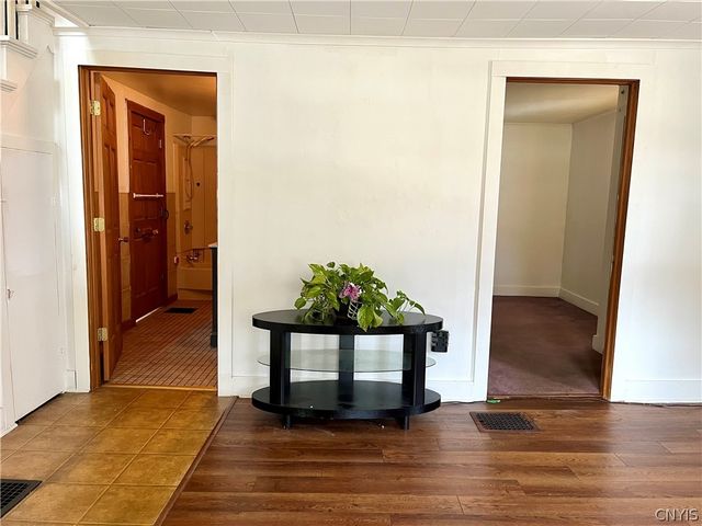 30 Cut Off Road, Granby, NY 13069