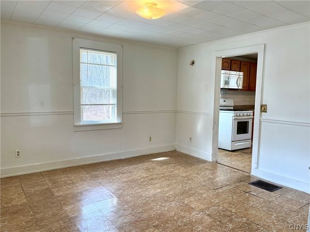 30 Cut Off Road, Granby, NY 13069