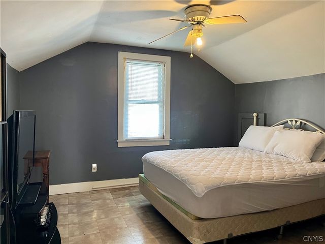 30 Cut Off Road, Granby, NY 13069