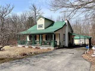 30 Cut Off Road, Granby, NY 13069