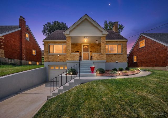 4337 St Martins Place, Cheviot, OH 45211
