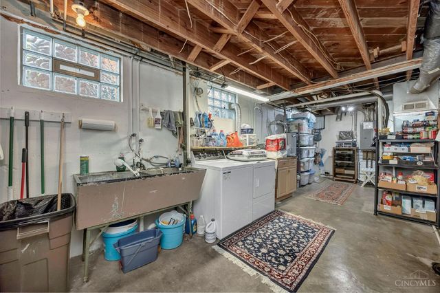 4337 St Martins Place, Cheviot, OH 45211