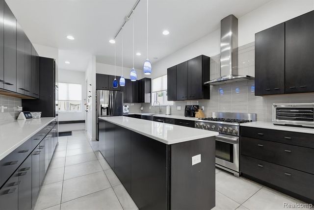 1884 Shipman Boulevard, Birmingham, MI 48009