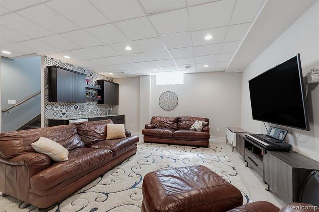 1884 Shipman Boulevard, Birmingham, MI 48009