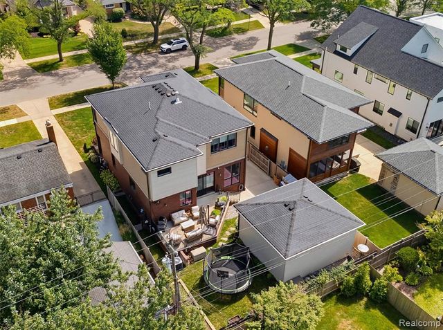 1884 Shipman Boulevard, Birmingham, MI 48009