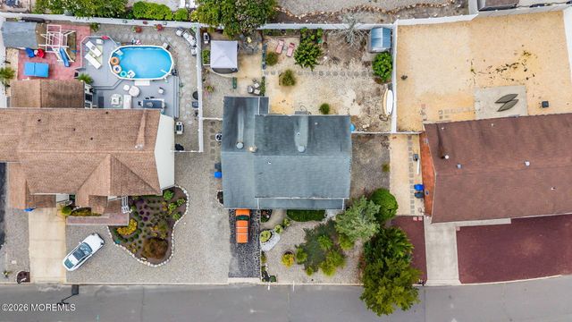 3290 Long Point Drive, Toms River, NJ 08753