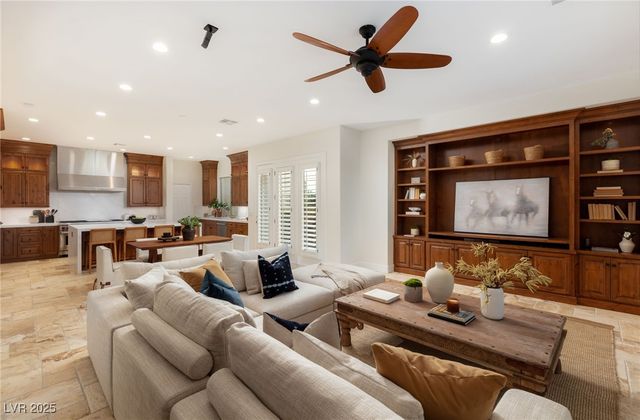 2436 Grassy Spring Place, Las Vegas, NV 89135