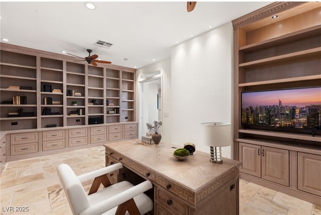 2436 Grassy Spring Place, Las Vegas, NV 89135