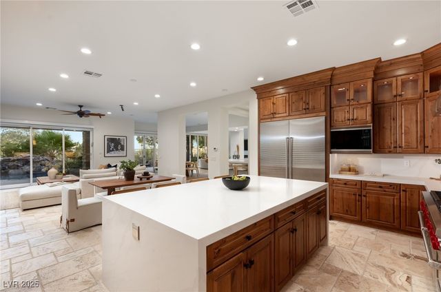 2436 Grassy Spring Place, Las Vegas, NV 89135