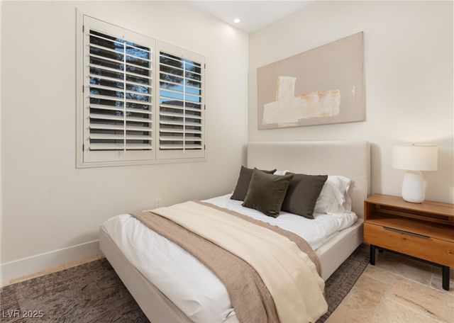 2436 Grassy Spring Place, Las Vegas, NV 89135