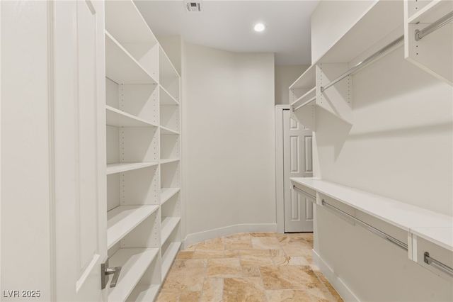 2436 Grassy Spring Place, Las Vegas, NV 89135